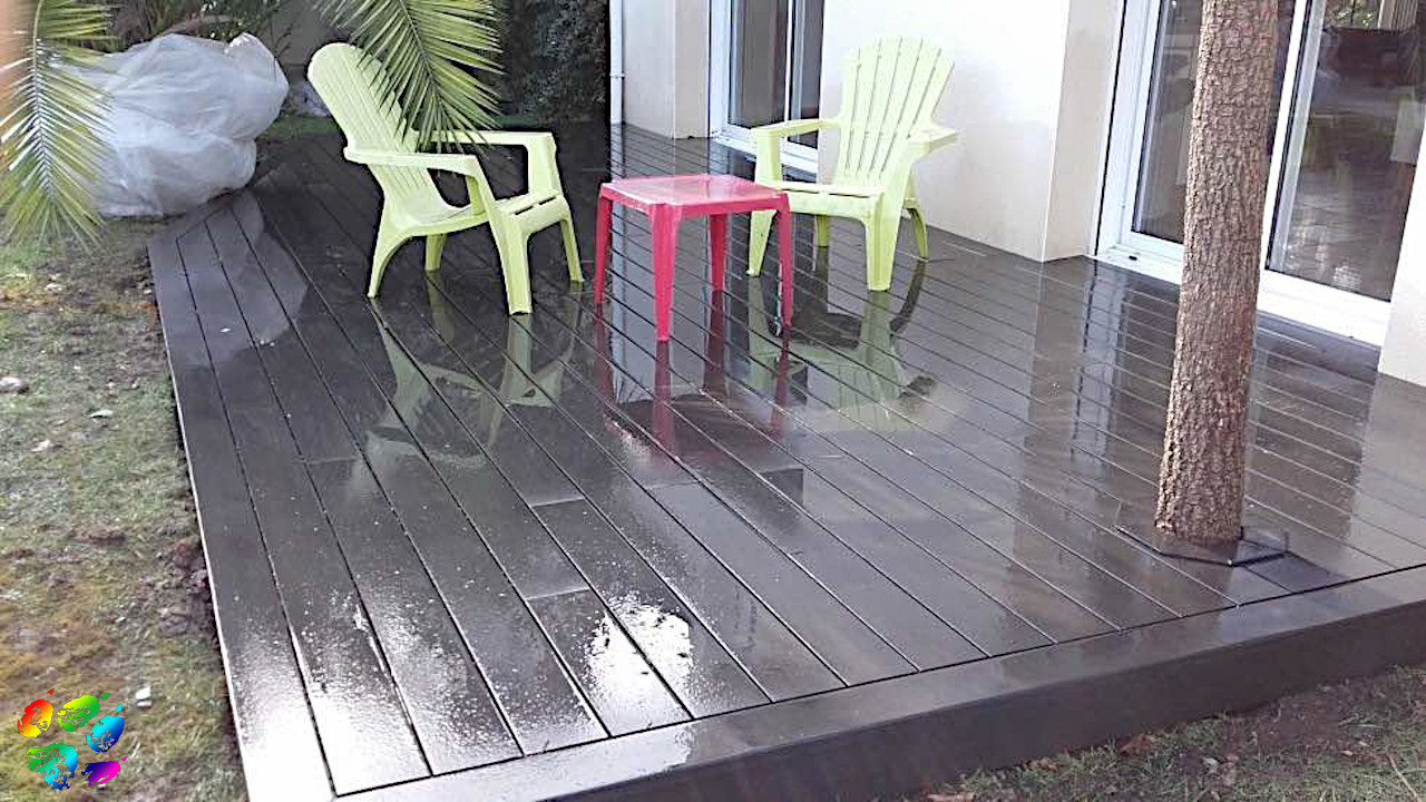 Terrasse en composite noir